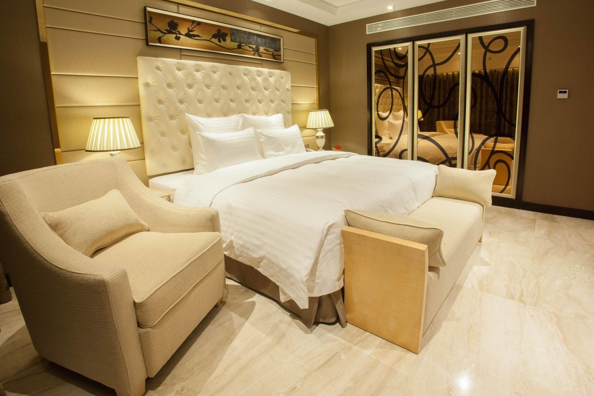 Nanning Landmark Hotel Екстериор снимка