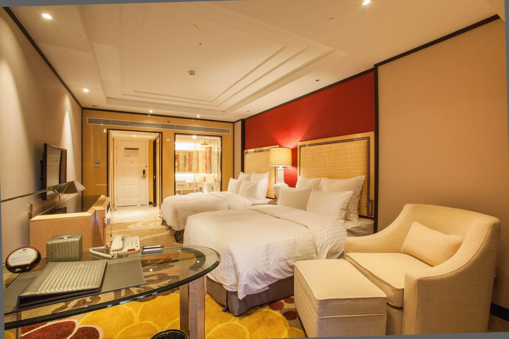 Nanning Landmark Hotel Екстериор снимка
