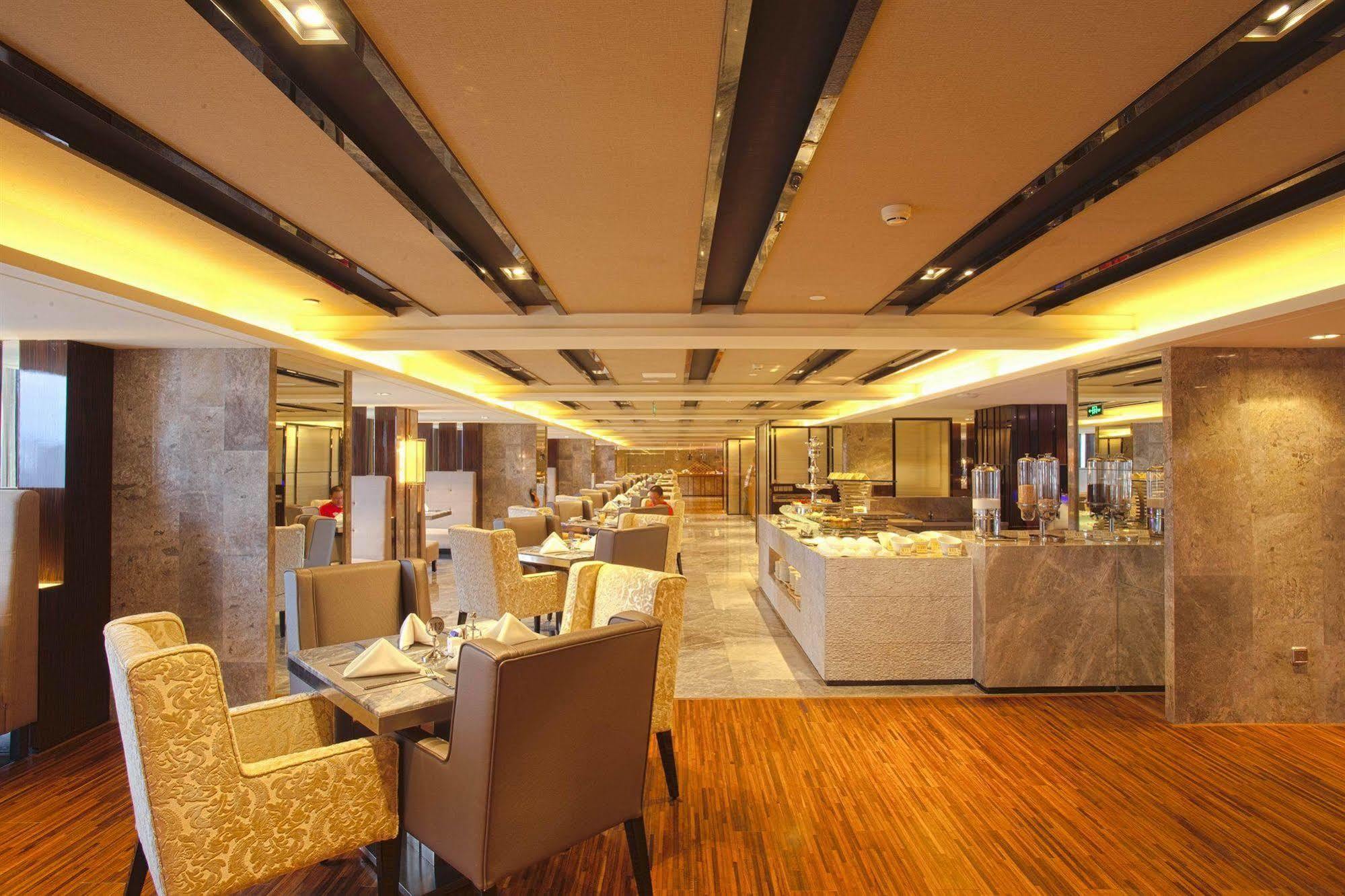 Nanning Landmark Hotel Екстериор снимка